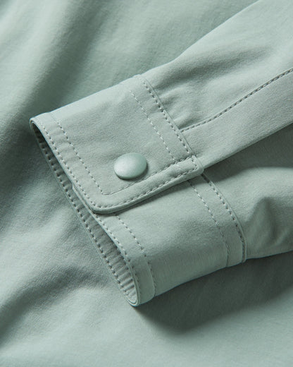 Traveller Stretch Shirt - Pistachio - Flatlay