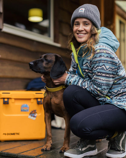 Juana Polar Hooded Fleece - Mountain Geo Arctic - Lifestyle