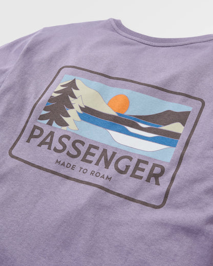 Roamer Men's T-Shirt - Heather - Flatlay