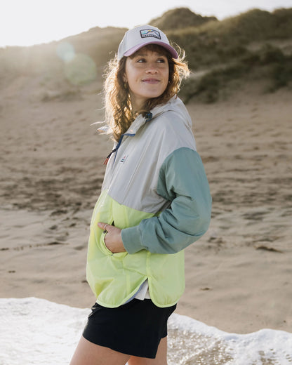 Moonlight Insulated Anorak - Lime Juice - Lifestyle
