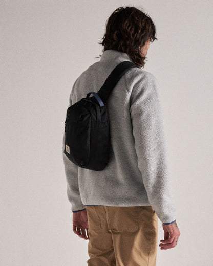 Boondocker Sling 8L - Black - Studio Model