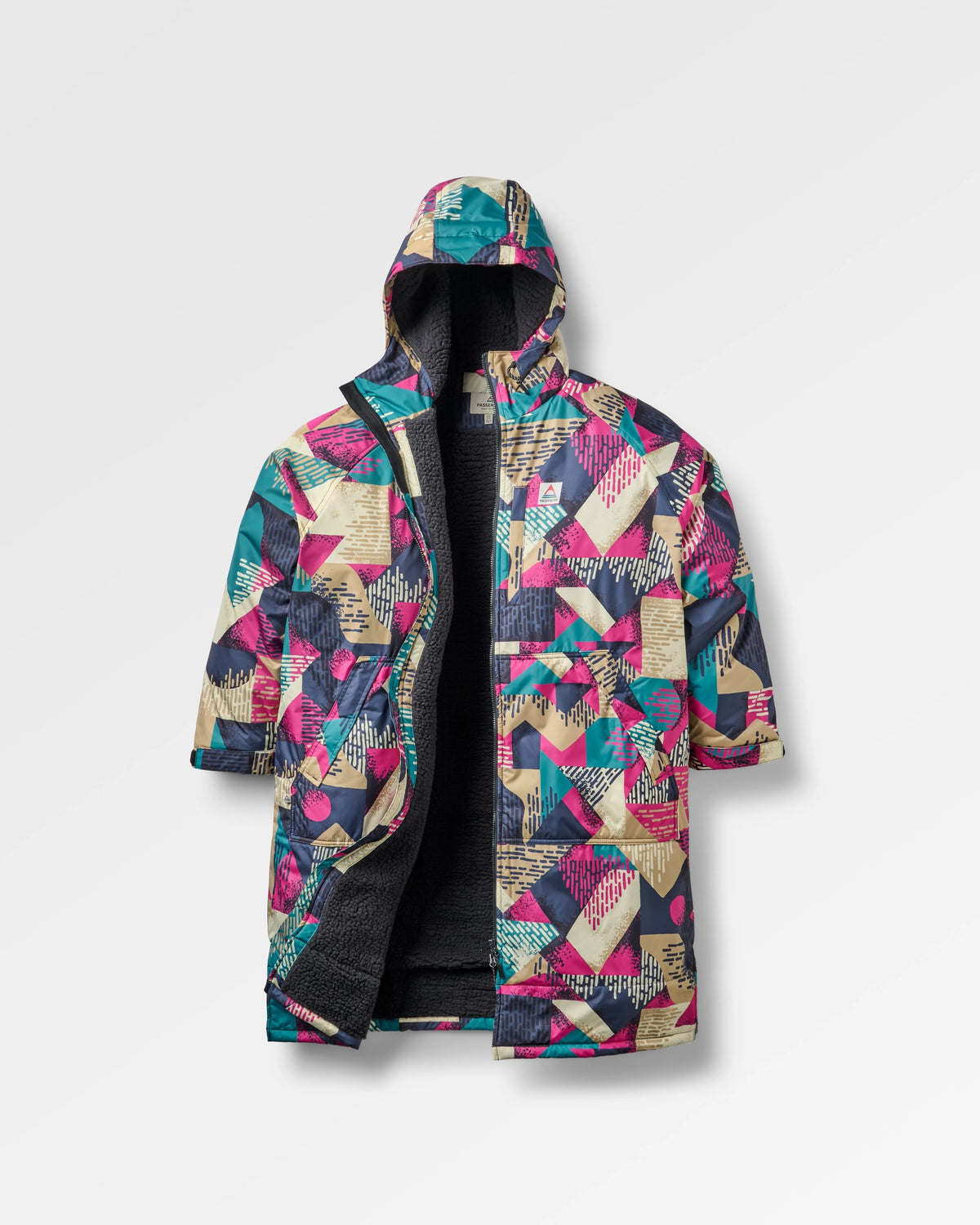 Waves Sherpa Lined Changing Robe - Mosaic Mountain Charcoal - Flatlay