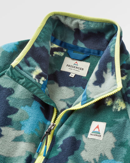 Sorrel Polar Fleece - Alpine Camo Rain Forest - Flatlay