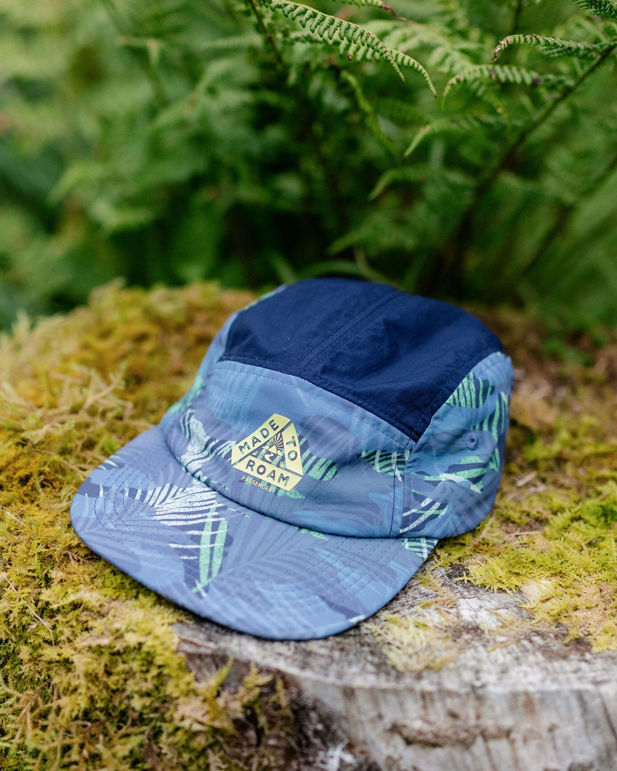Emerge 5 Panel Trail Cap - Palm Camo Moonlight - Lifestyle