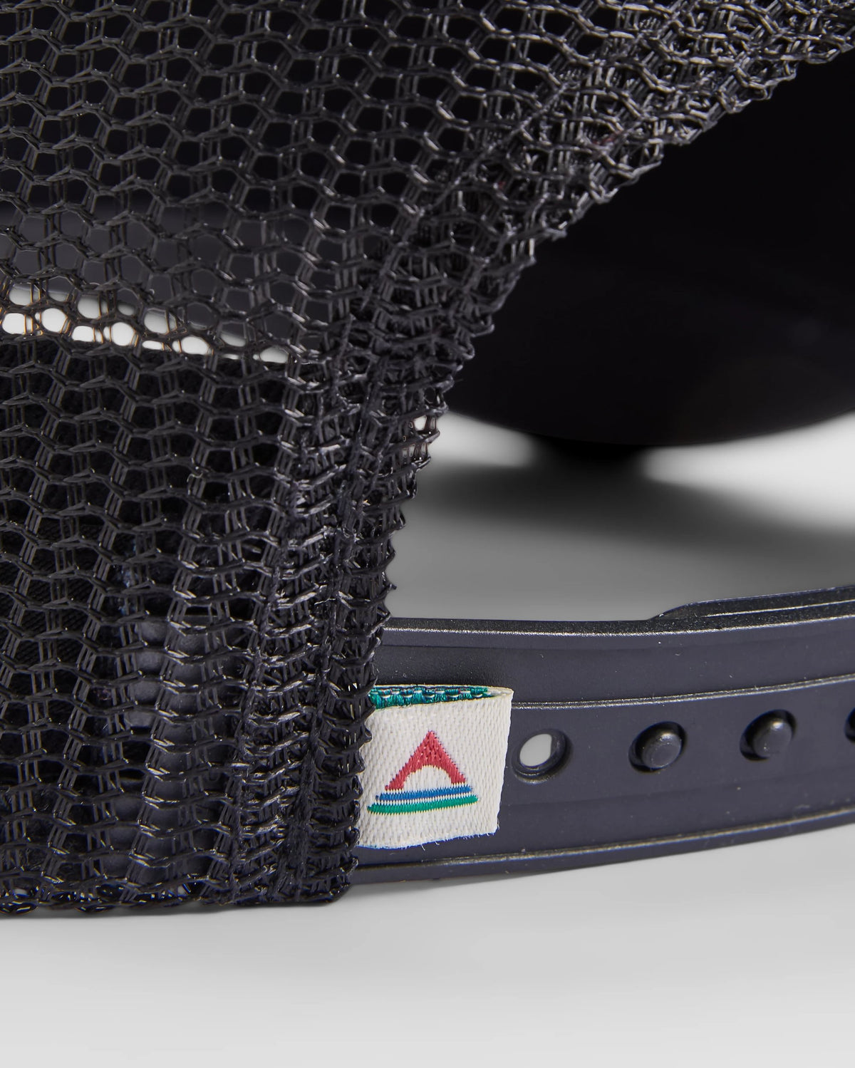 Elements Core Trucker - Black - Flatlay