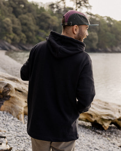 Cliff Hoodie - Black - Lifestyle