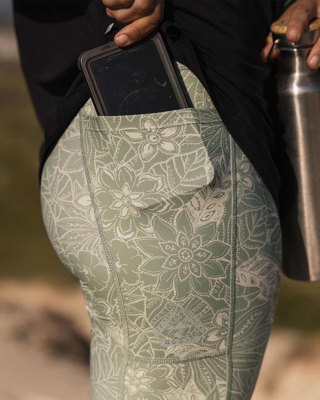 Fresh Air Leggings - Pistachio Floral - Lifestyle