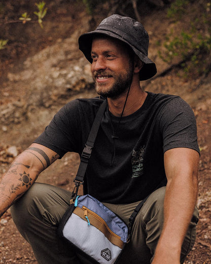 Navigate Hybrid Bike and Hip Pack - Provincial Blue - Lifestyle - Male