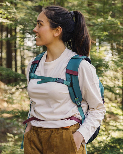 Track 20L Backpack - Mediterranean - Lifestyle