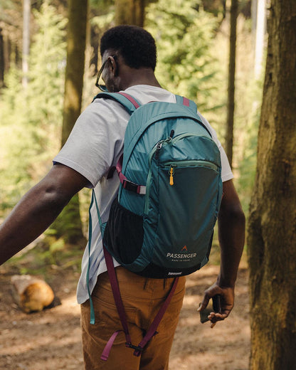 Track 20L Backpack - Mediterranean - Lifestyle