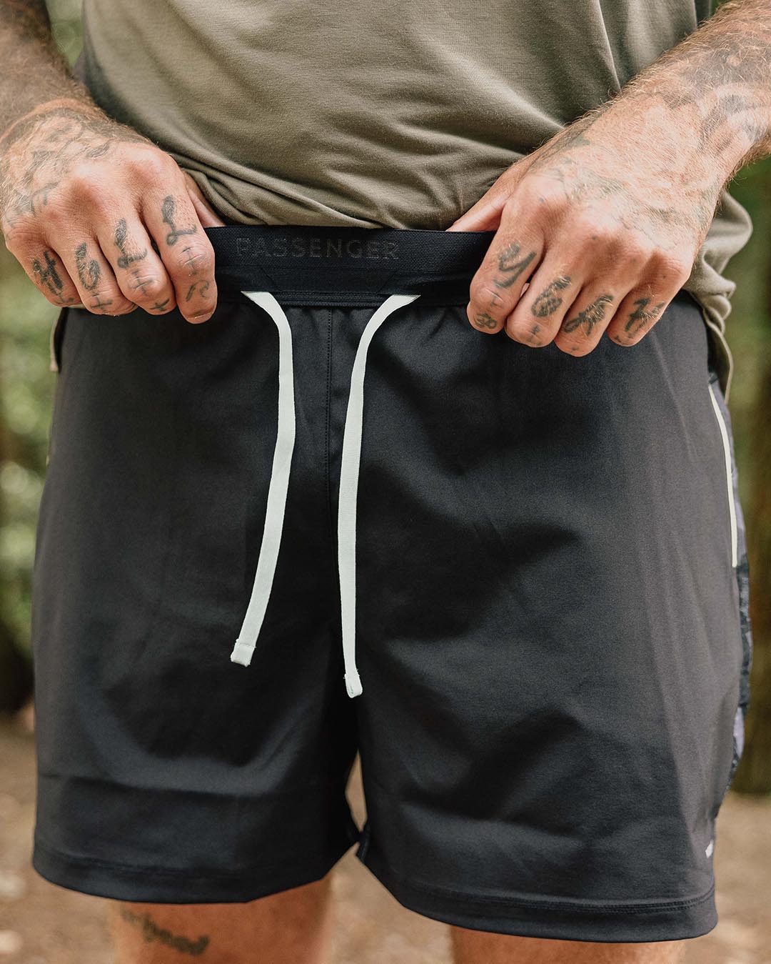Exploration Trail Shorts - Black - Lifestyle