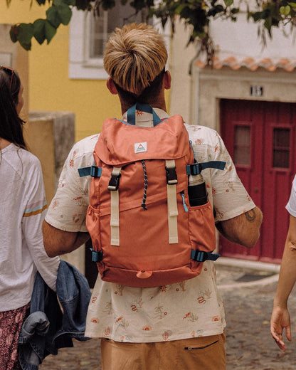 Boondocker 26L Backpack - Bruschetta - Lifestyle - Male