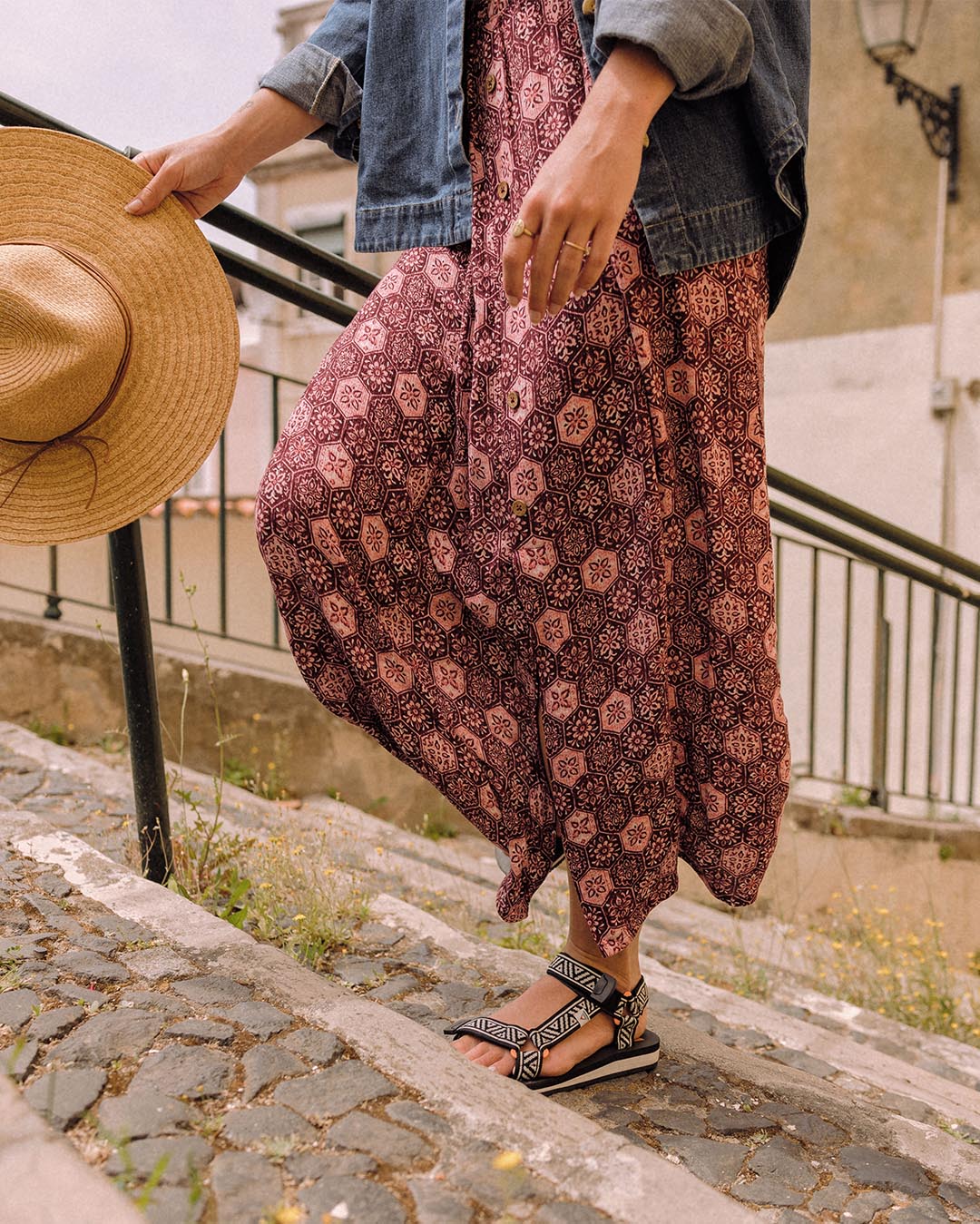 Hannah Skirt - Tile Wine - Lifestyle