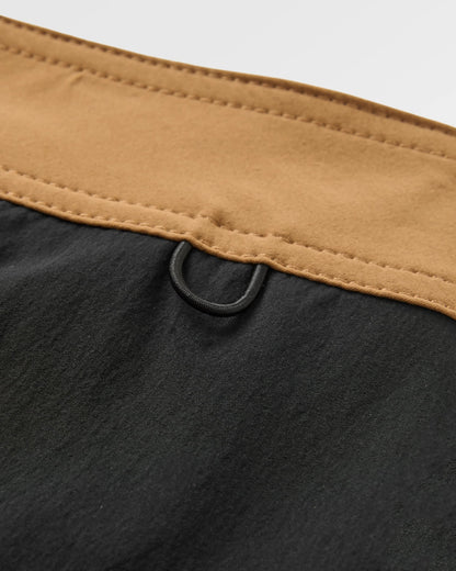 Cruiser NetPlus® 21" Boardshort - Black - Flatlay