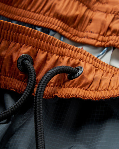 Viento Windshell Trouser - Charcoal - Flatlay