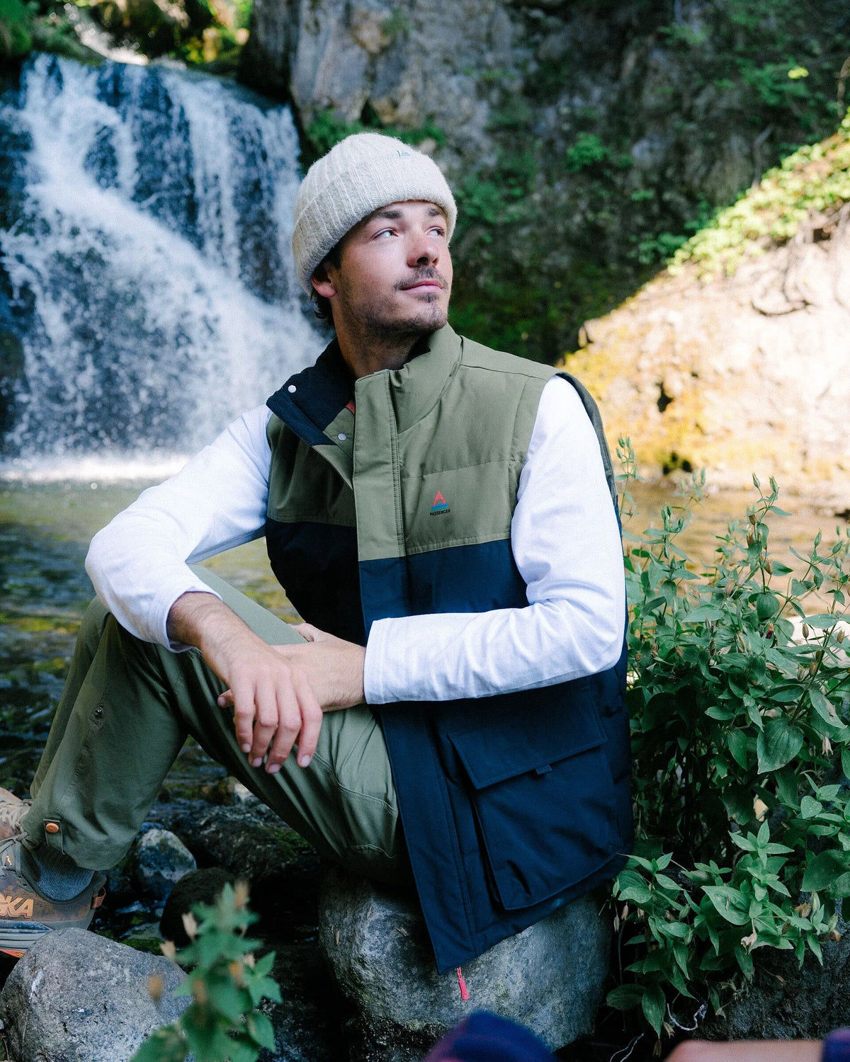 Baltic Insulated Gilet - Black/Khaki - Lifestyle