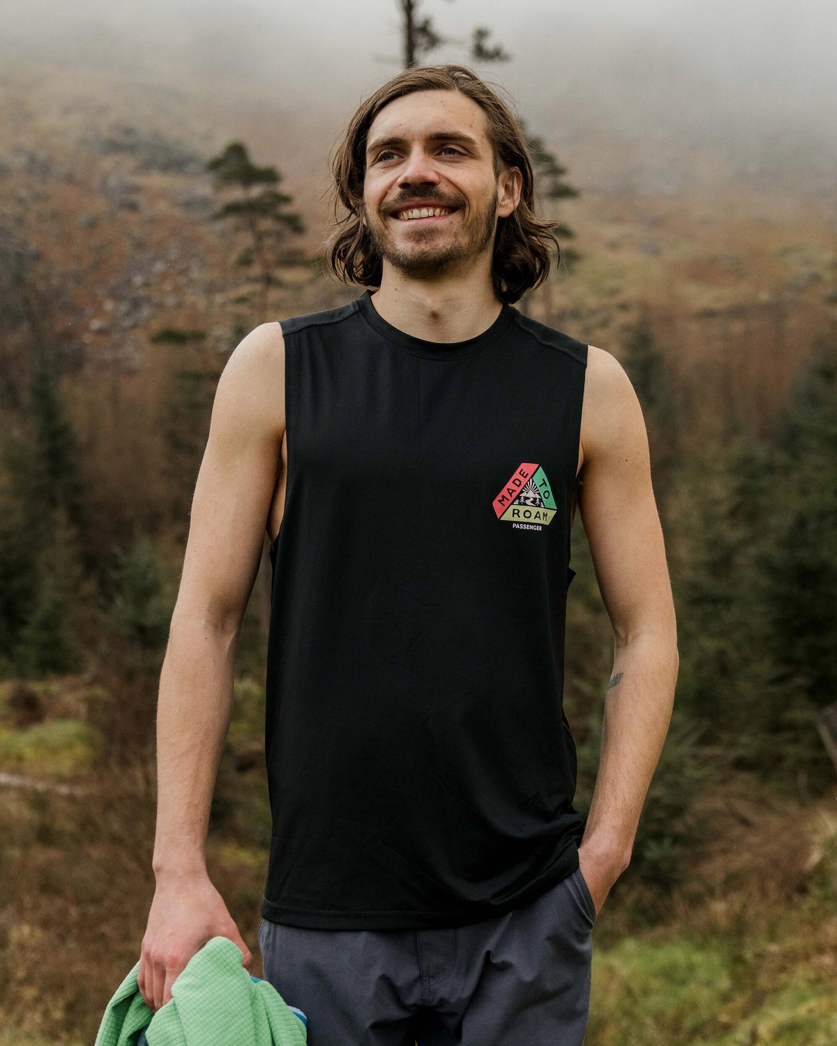 Boardwalk Active Vest - Black - Lifestyle