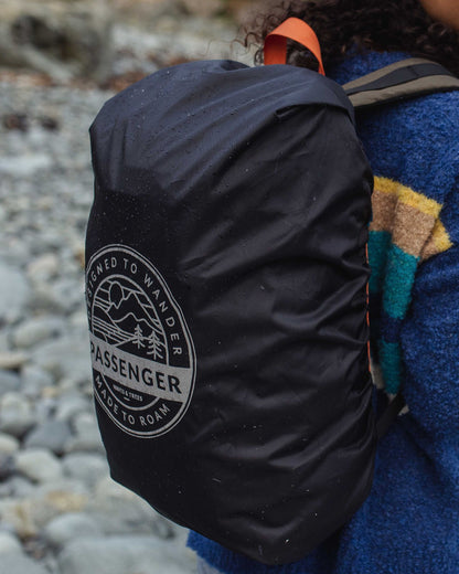 Waterproof Backpack Cover (18-35L) - Black - Lifestyle - Female