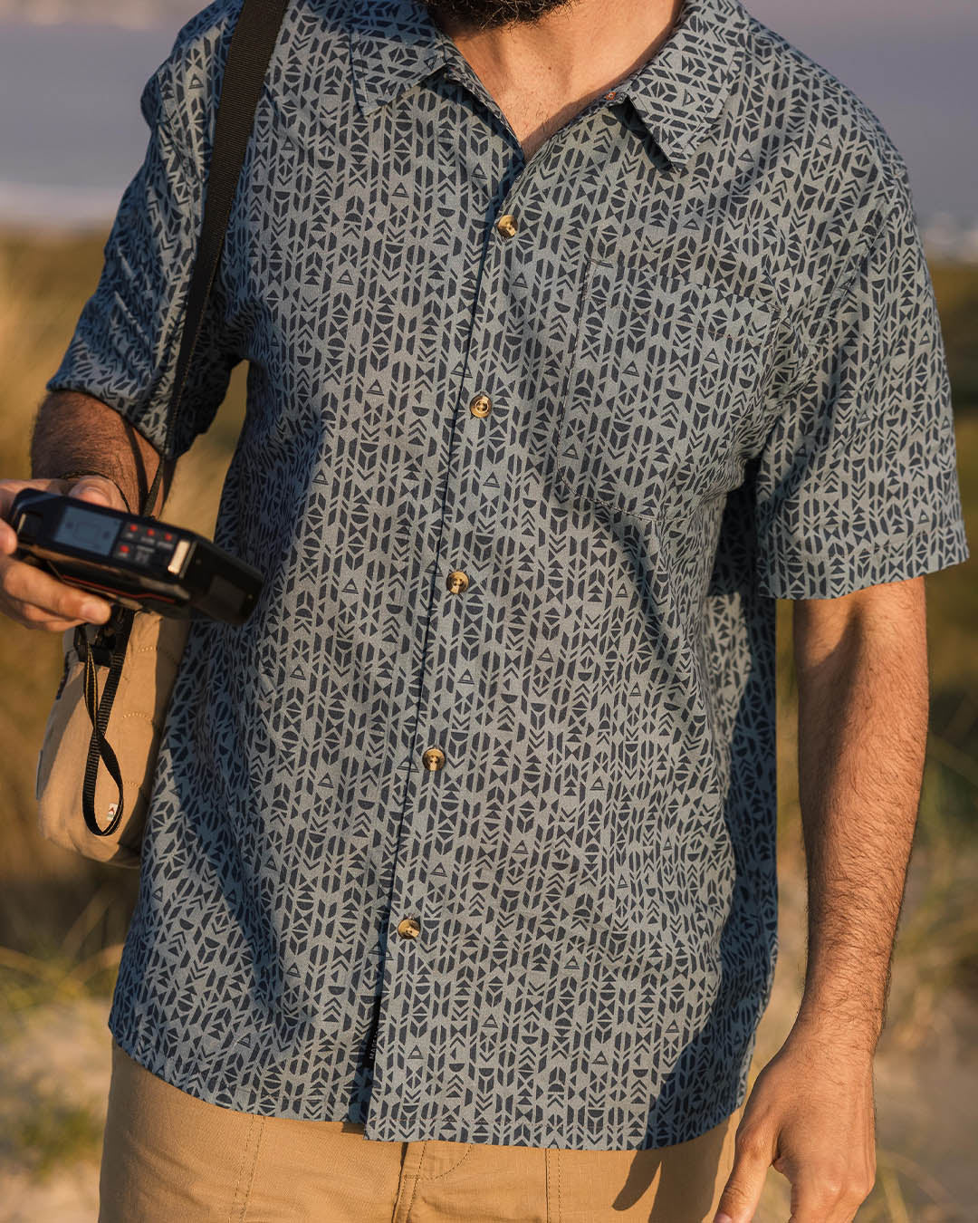 Cove Cotton Short Sleeve Shirt - Blue Mini Geo - Lifestyle