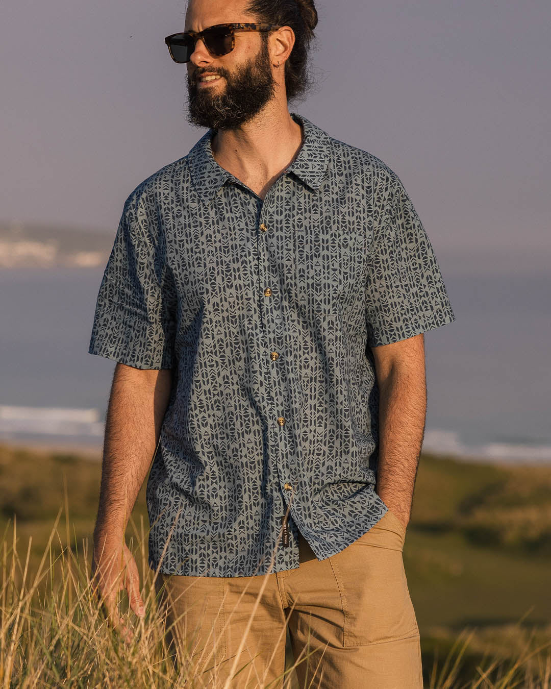 Cove Cotton Short Sleeve Shirt - Blue Mini Geo - Lifestyle