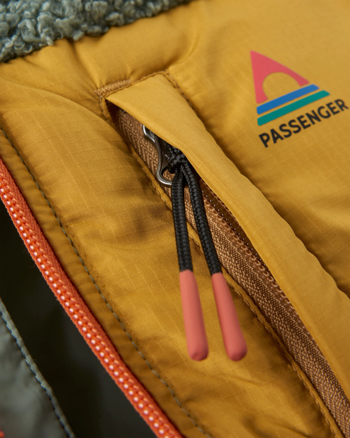 Inspire Insulated Gilet - Pistachio - Flatlay