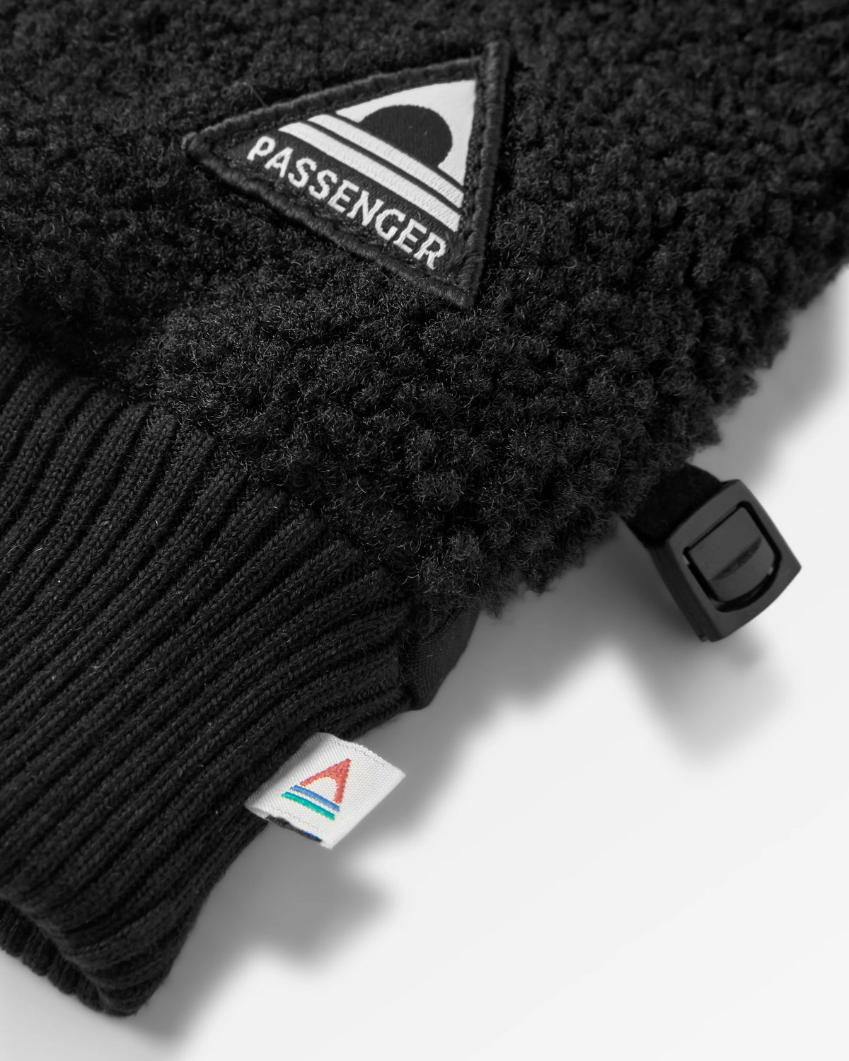 Snowfall Sherpa Gloves - Black - Flatlay