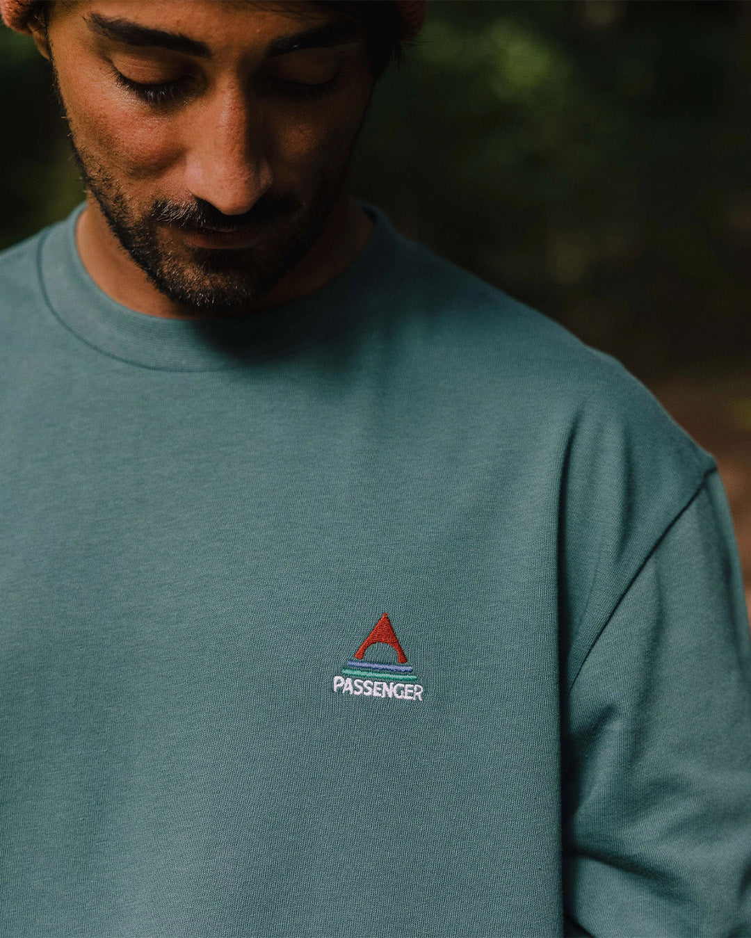Vita Relaxed LS T-Shirt - Deep Ocean - Lifestyle