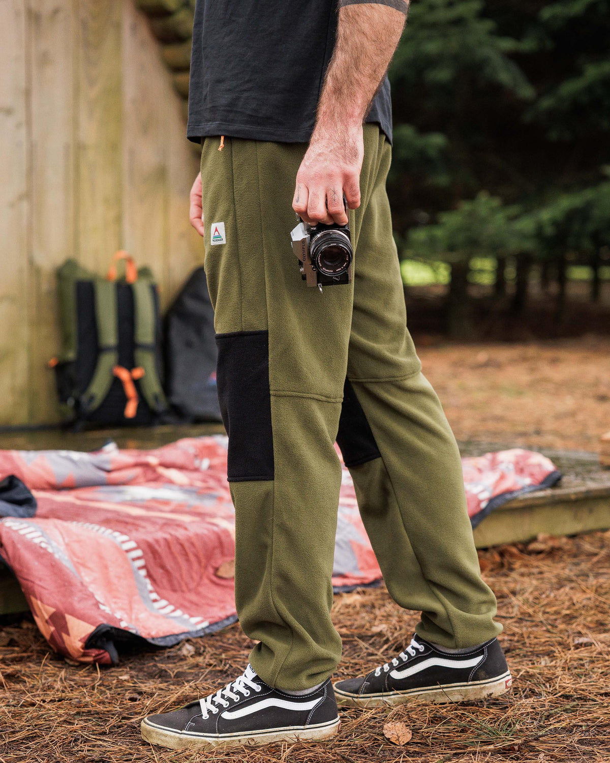 Set Off Polar Fleece Jogger - True Black/ Khaki - Lifestyle