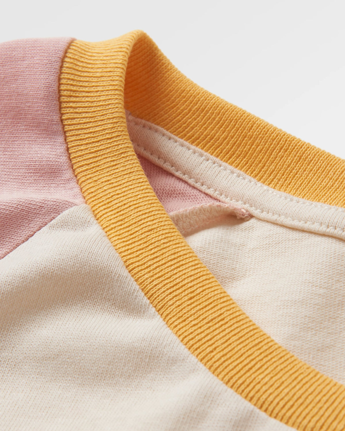 Riser LS T-Shirt - Birch - Flatlay