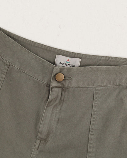 Ziggy Cotton Short - Dusty Olive - Lifestyle