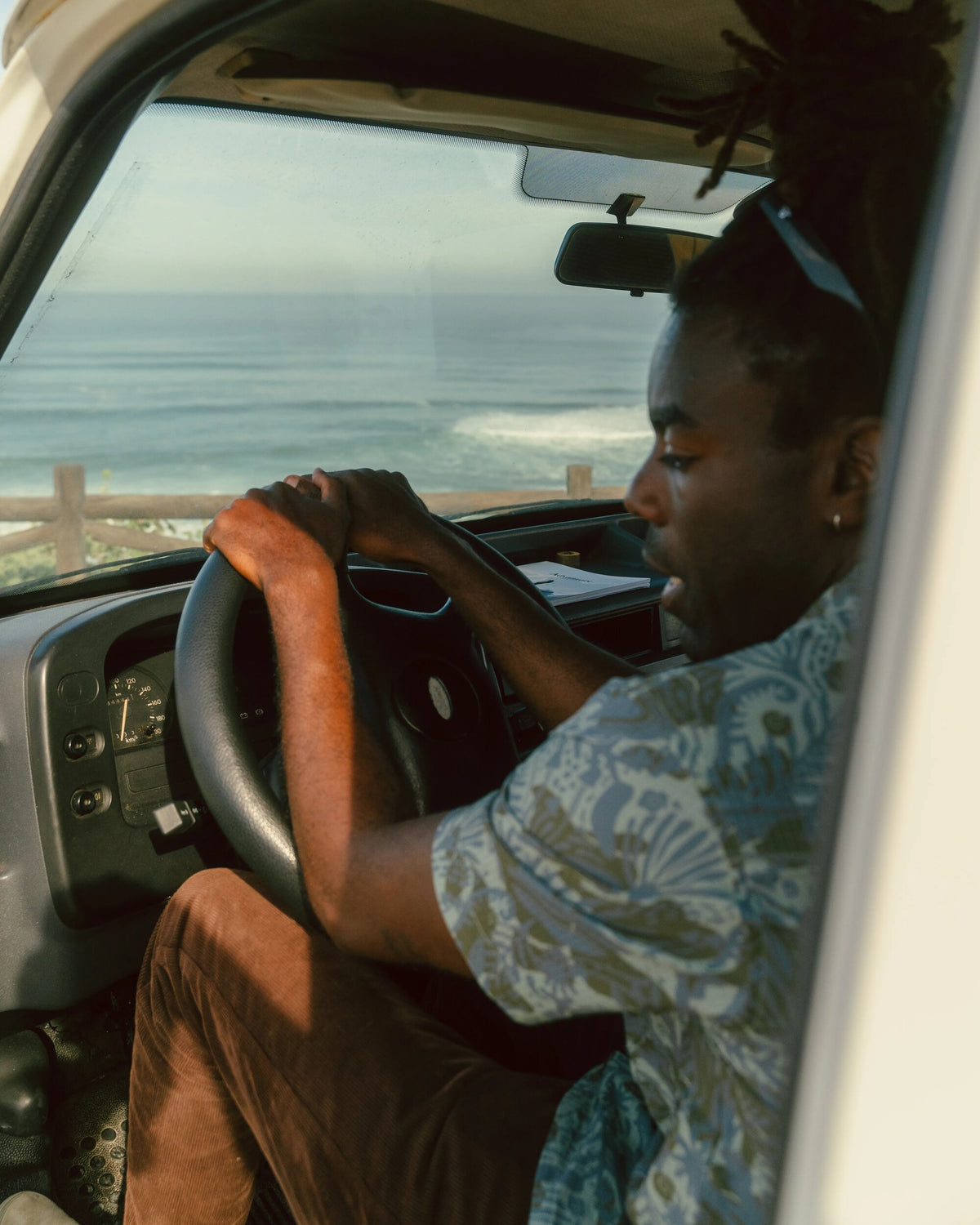 Sundowner Stretch Short Sleeve Shirt - Abstract Seaweed Camo - Lifestyle