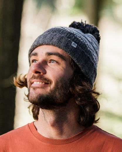 Lodge Bobble Hat - Black - Lifestyle - Male