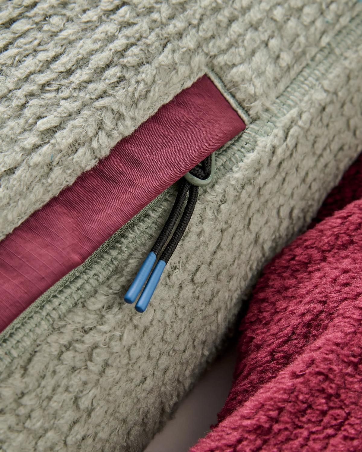 Venturescape Women's Fleece - Fig/Pistachio - Flatlay