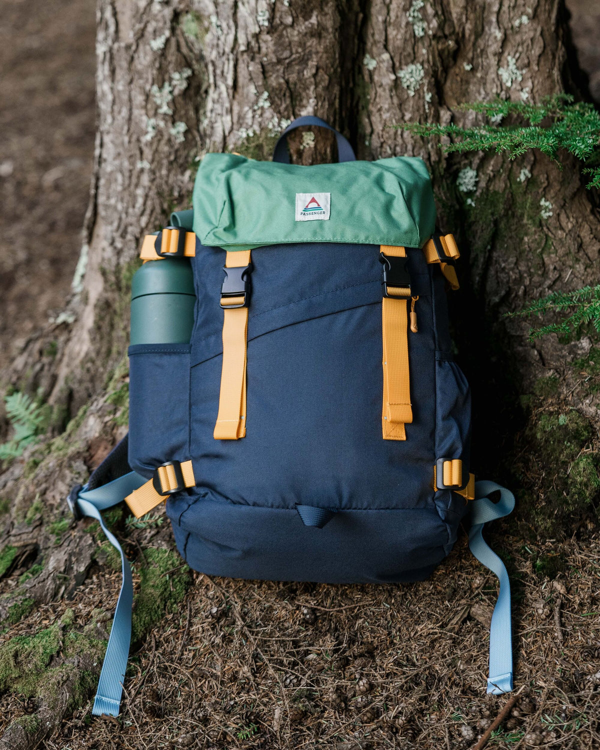 Boondocker 26L Backpack - Navy/ Laurel Green - Lifestyle