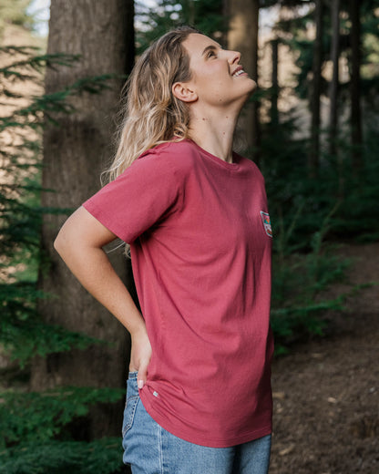 Golden Hour T-Shirt - Earth Red - Lifestyle