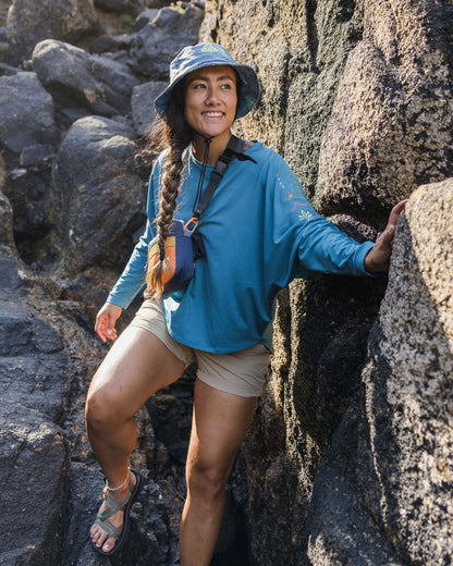Hatha Active Top - Blue Steel - Lifestyle