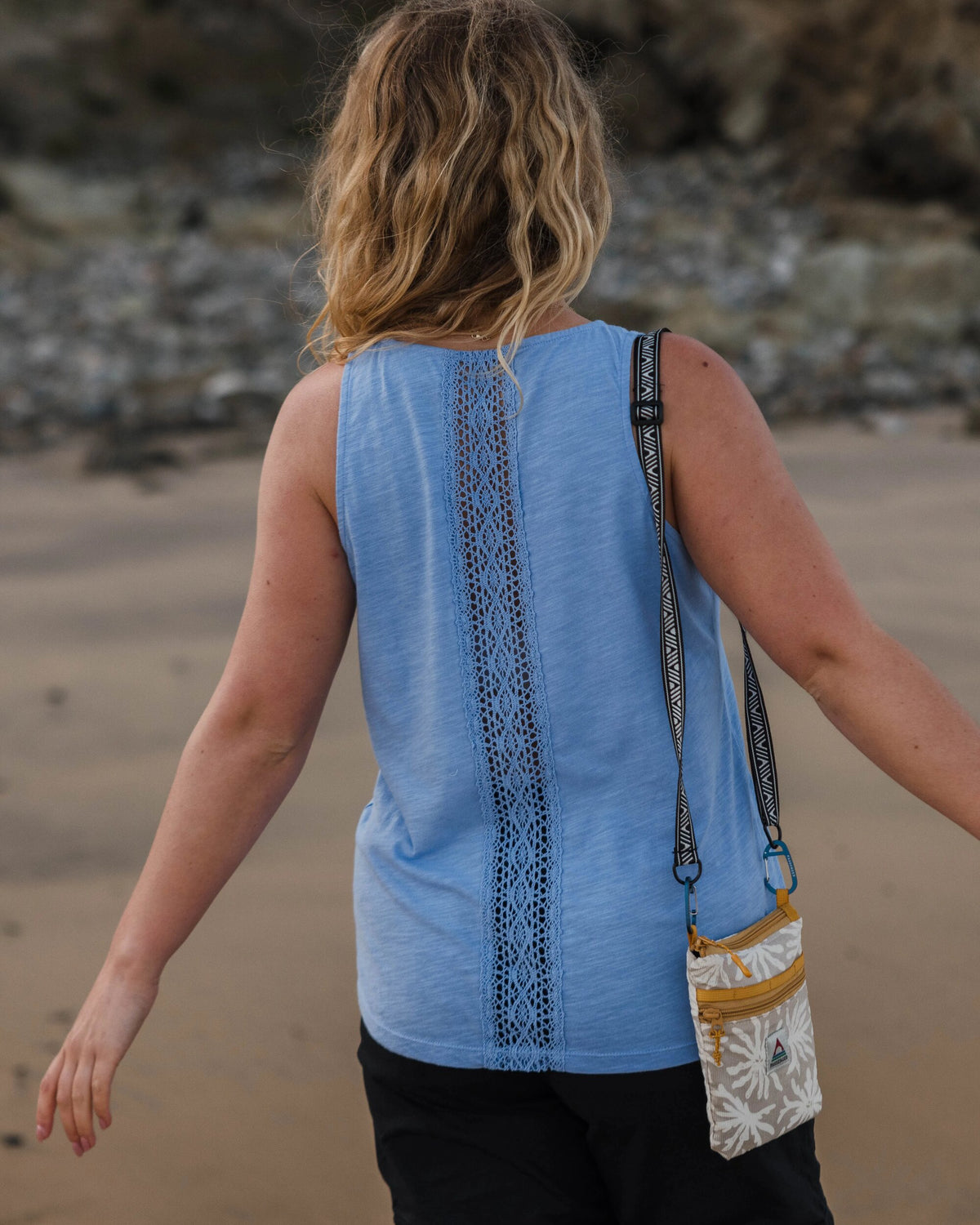 Rivergate Top - Cornflower - Lifestyle