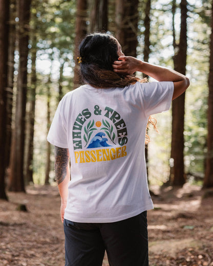 Dawning T-shirt - White - Lifestyle