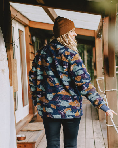 Clover Sherpa Fleece - Deep Blue Camo Pattern - Lifestyle
