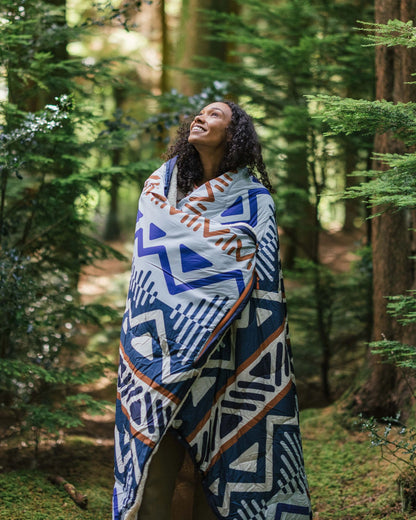 Cabin Sherpa Blanket - Mountain Geo Grey Blue - Lifestyle
