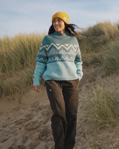Nettle Knitted Jumper - Arctic - Lifestyle