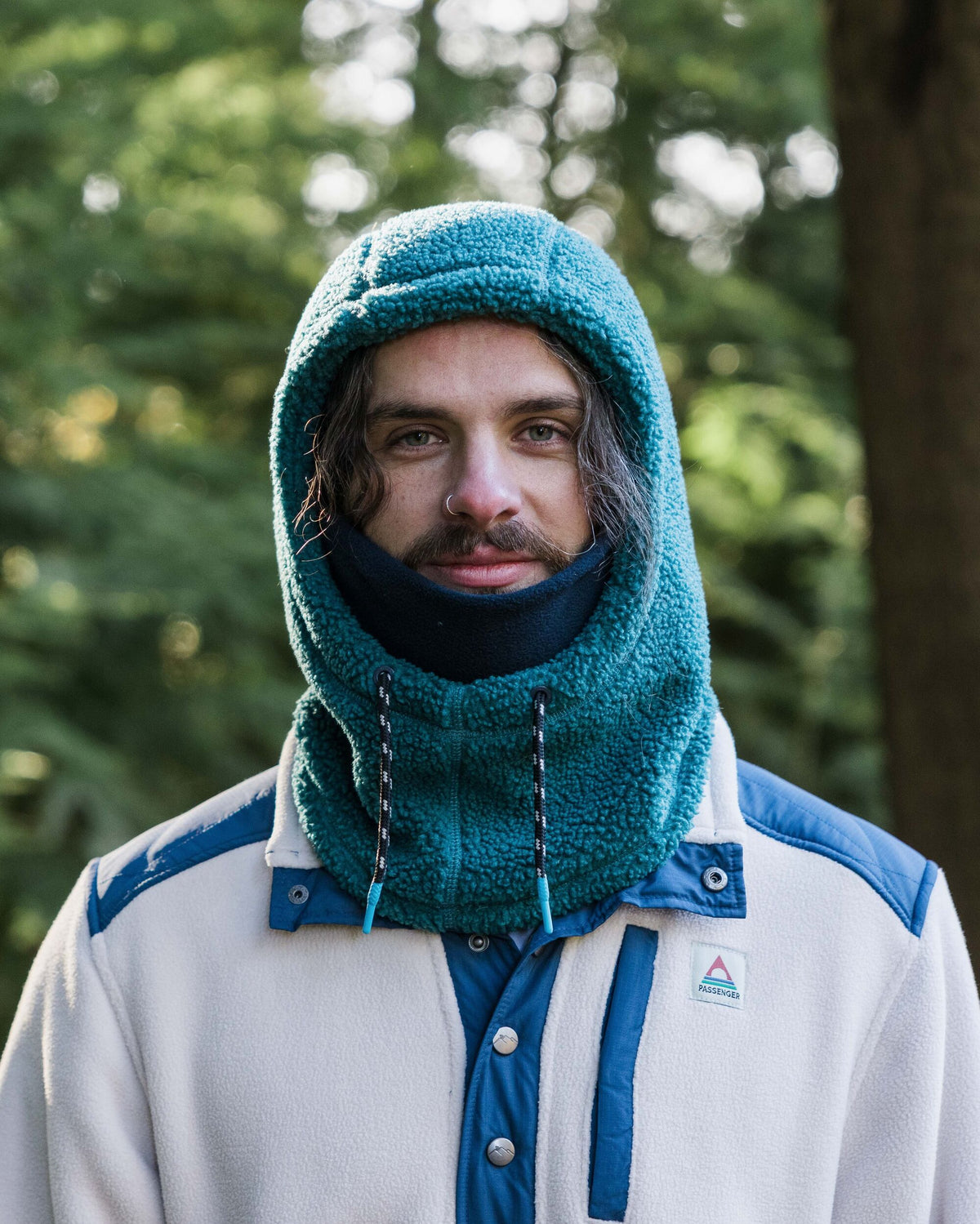 Snowdrift Fleece Hood - Mediterranean - Lifestyle - Male