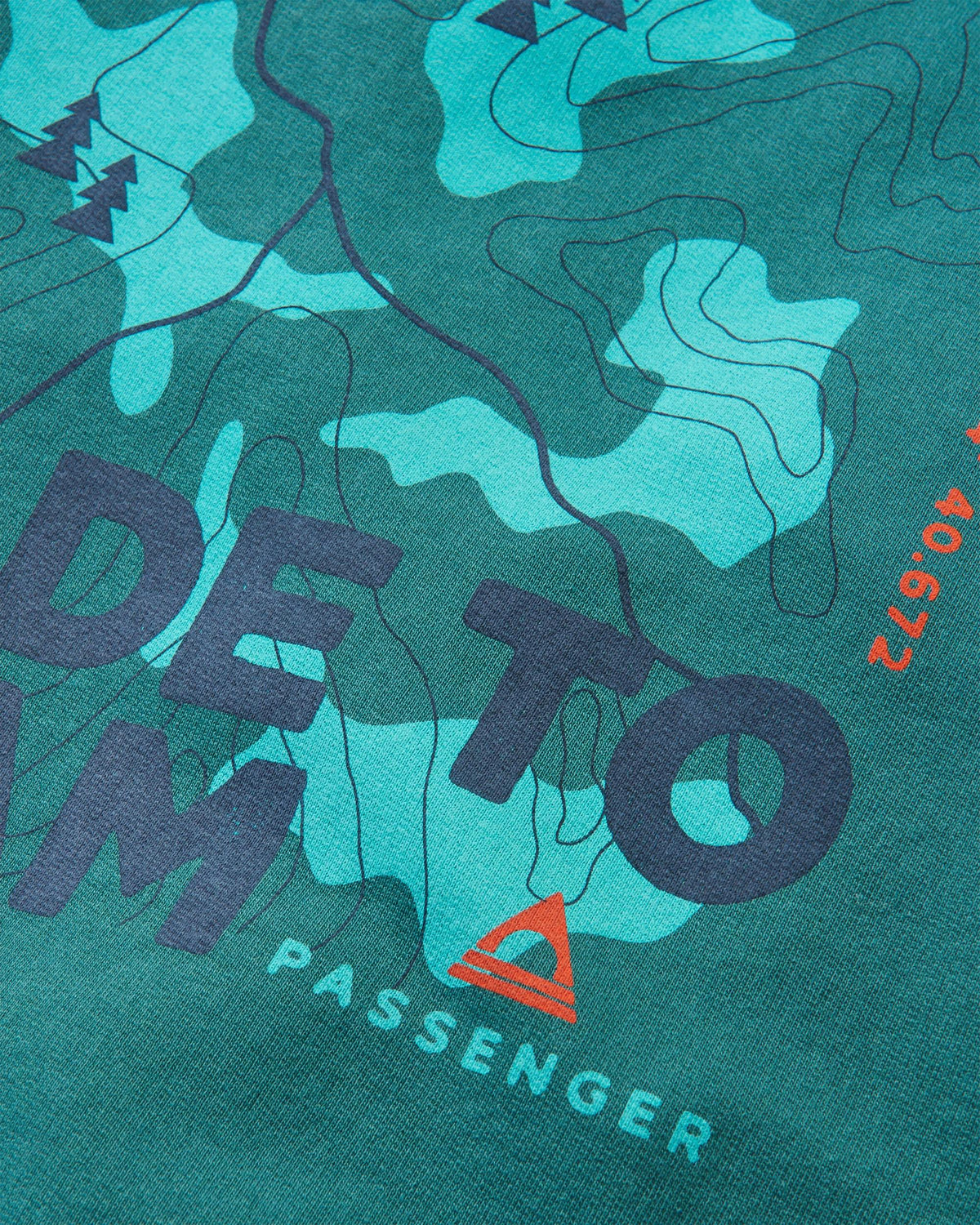 Pace Hoodie - Deep Ocean - Flatlay