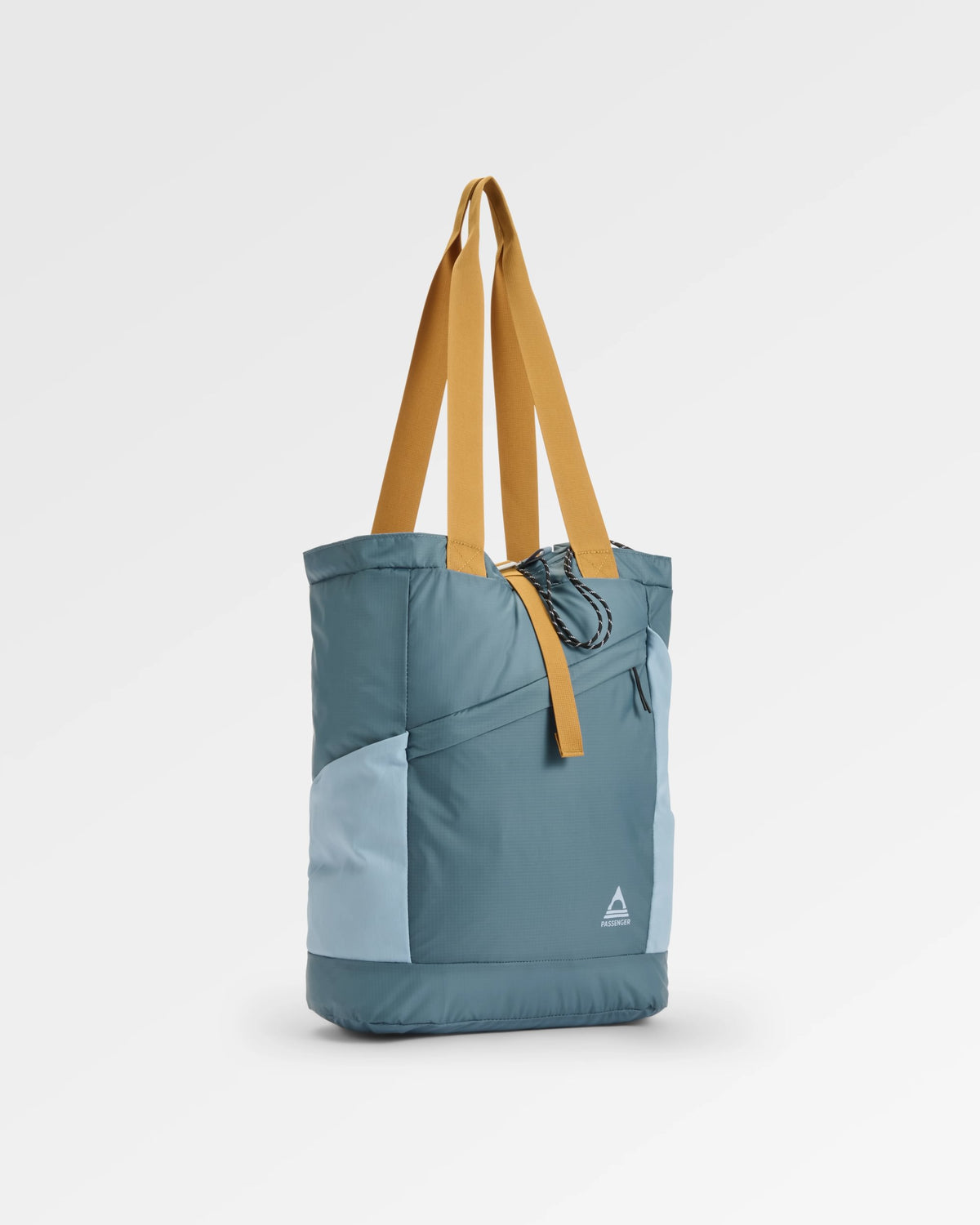 Travelscape Light Tote - Stormy Blue  - Flatlay