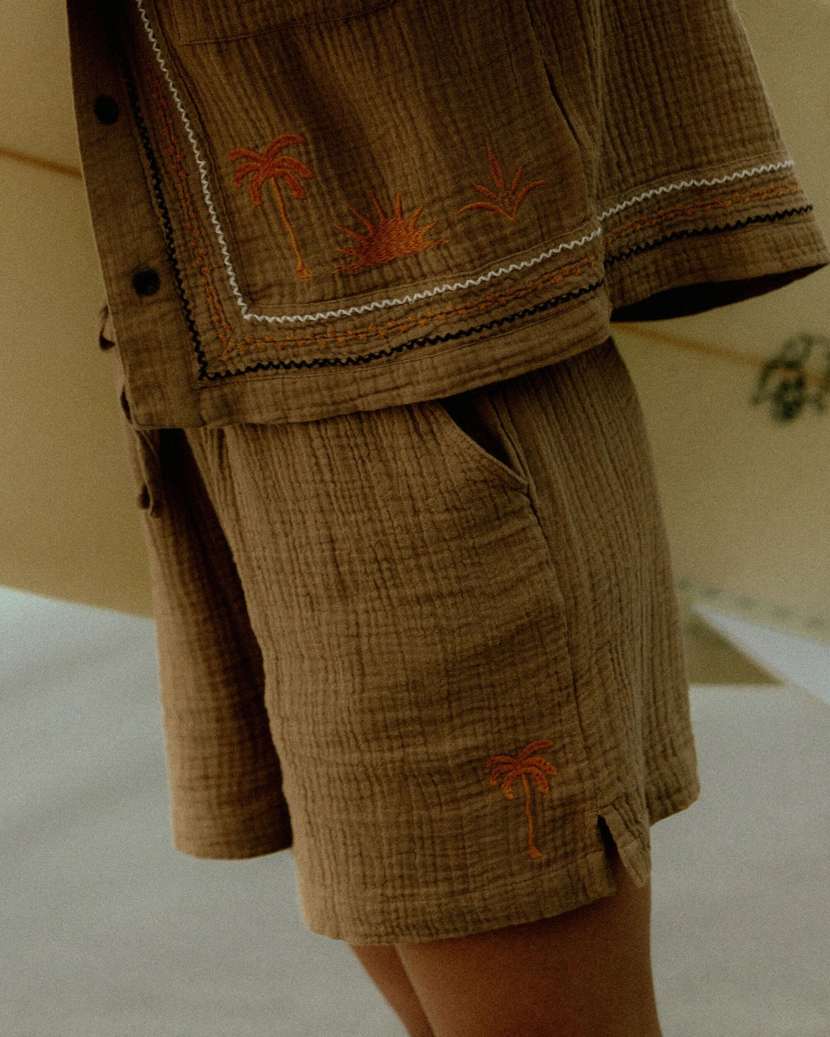 Waveney Cotton Short - Caramel Brown - Lifestyle