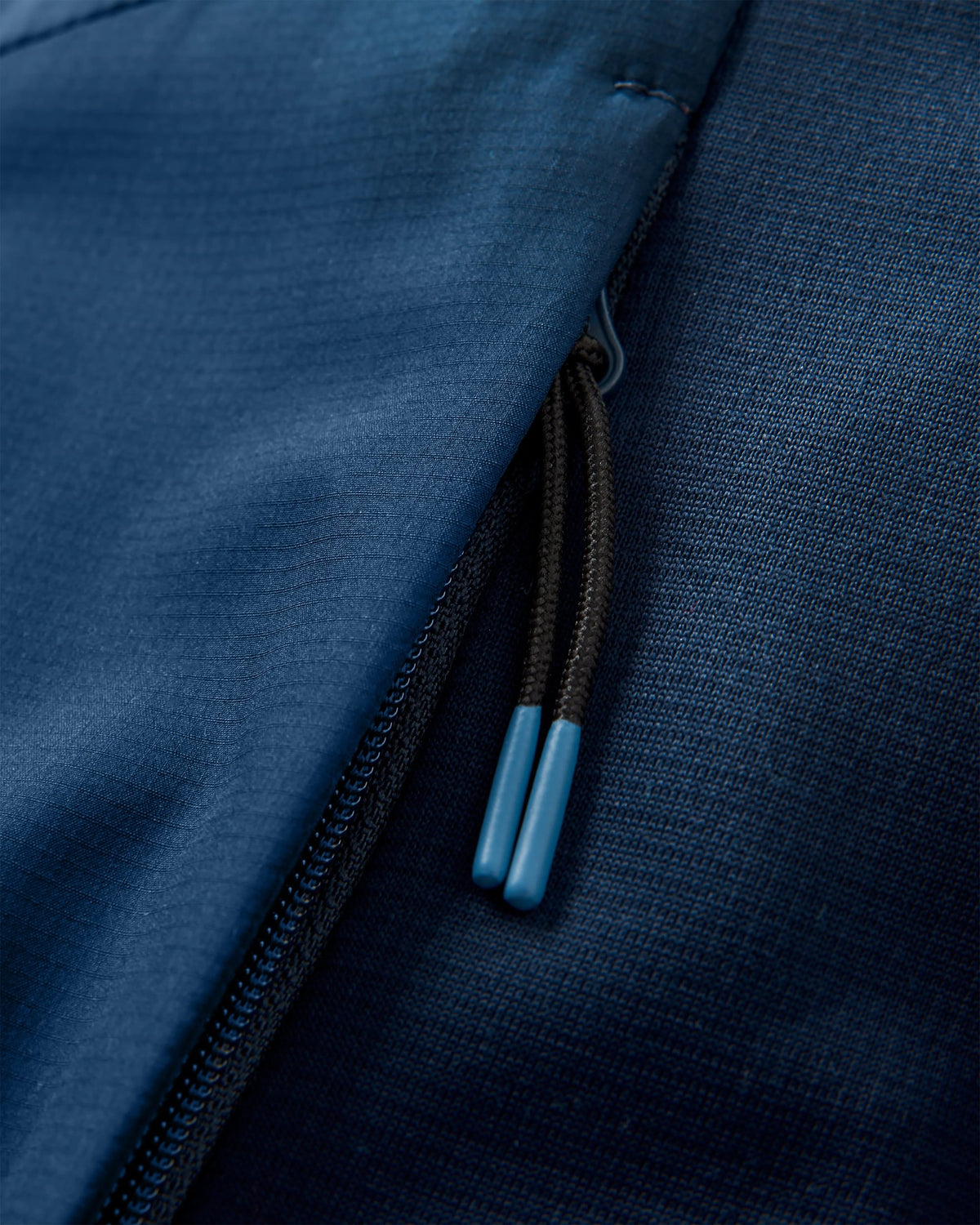Daybreak Lightweight Thermore® Insulated Jacket - Rich Navy/Dark Denim/Arctic - Flatlay