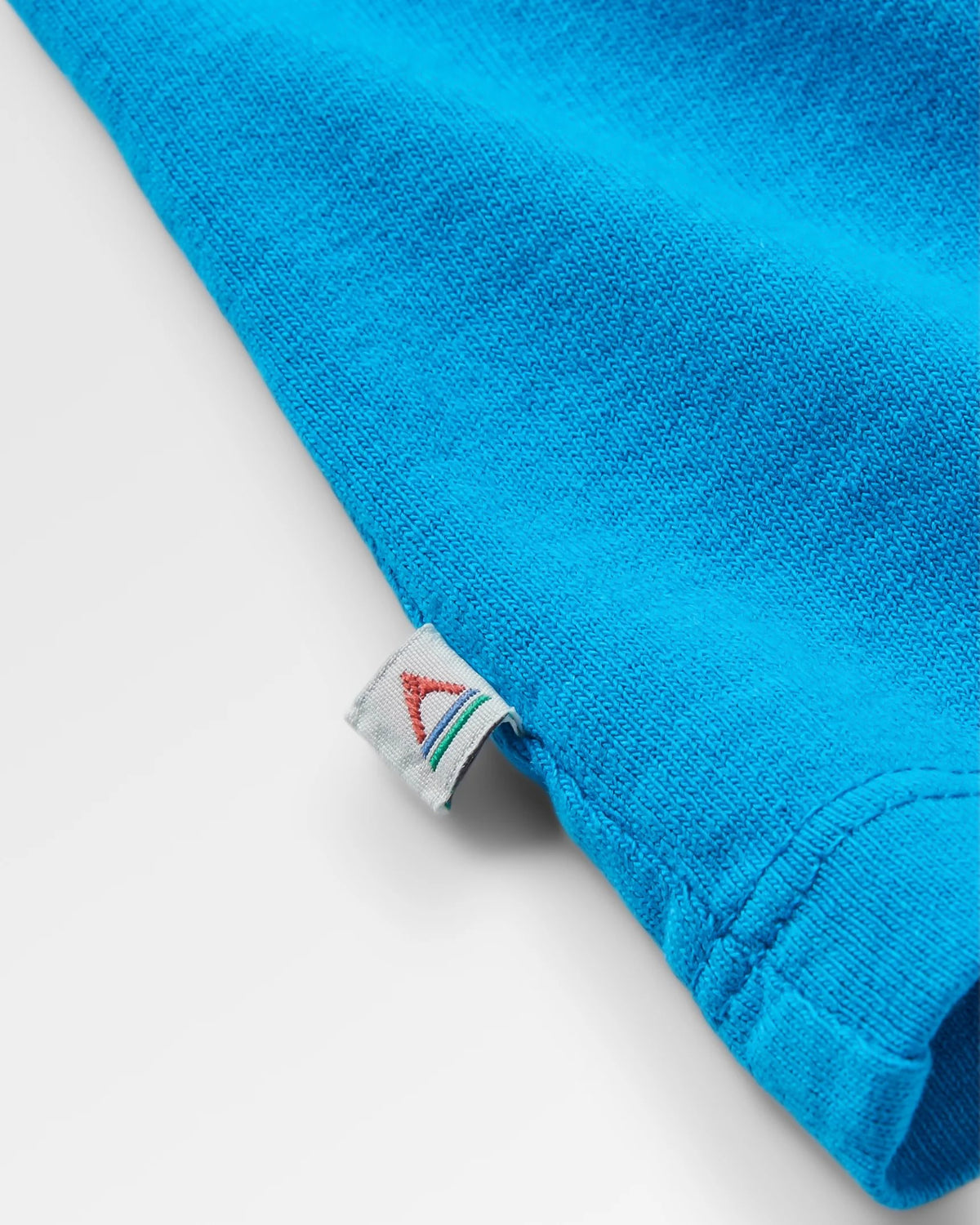 Classic LS T-Shirt - Bluejay - Flatlay