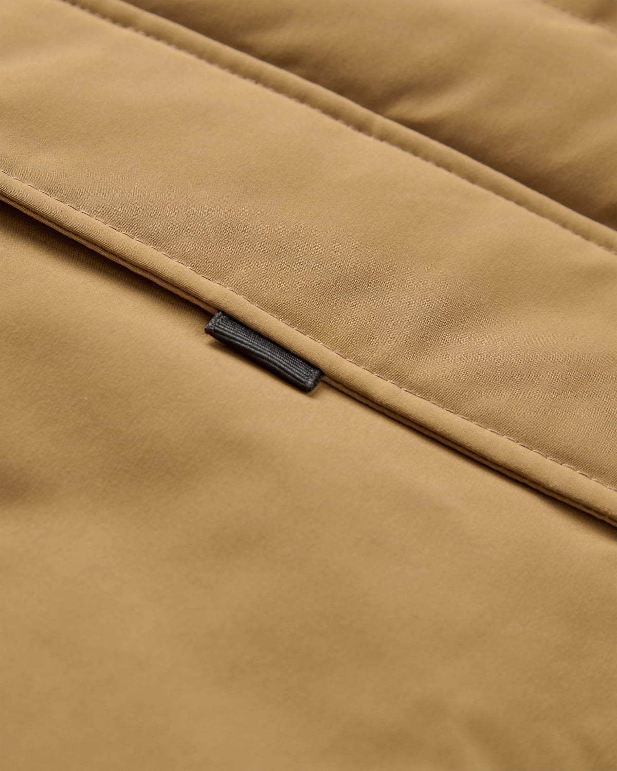 Baltic Insulated Gilet - Caramel/Black - Flatlay