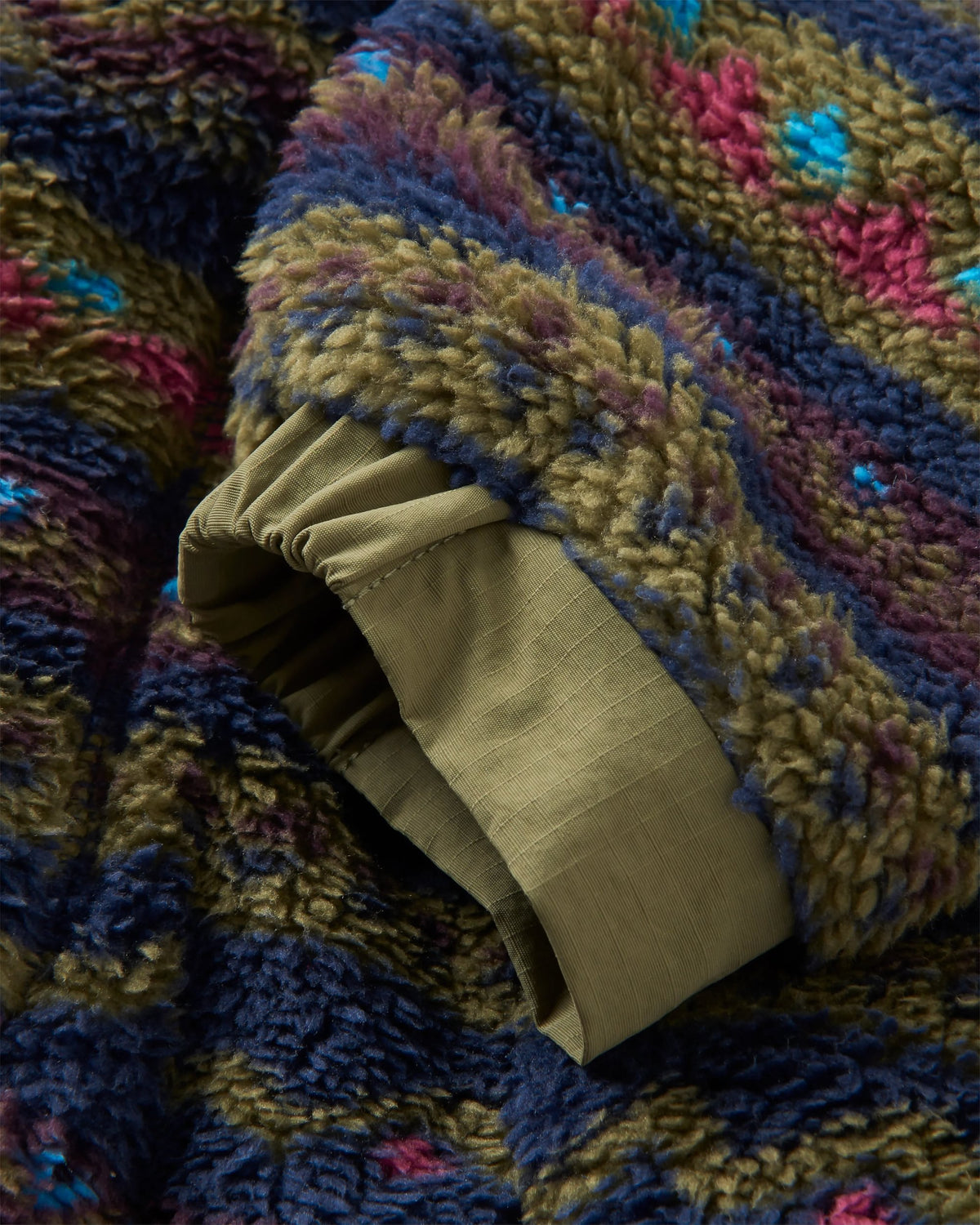 Beaumont Sherpa Hooded Fleece - Mountain Geo Multi - Flatlay