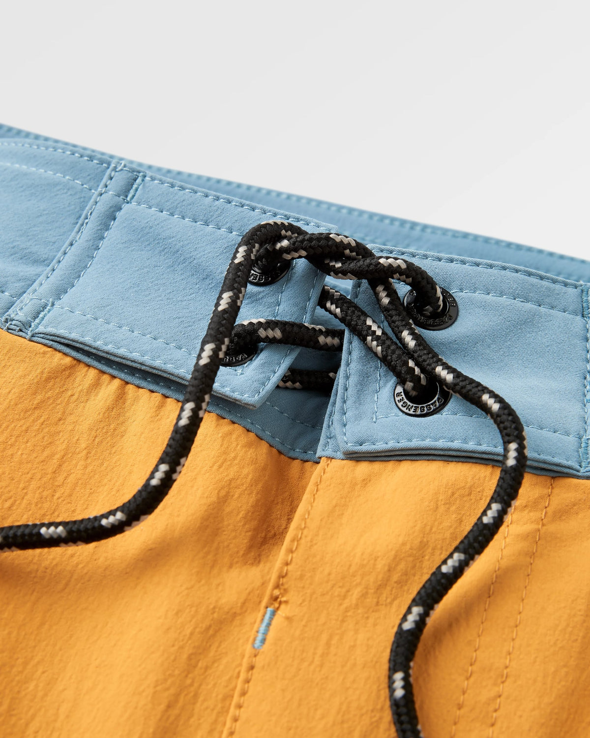 Cruiser NetPlus® 19" Boardshort - Spruce Yellow - Flatlay